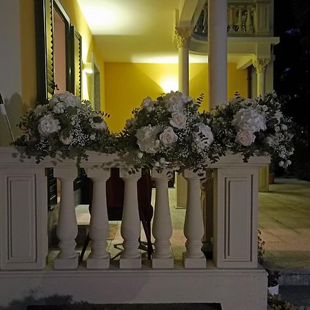 B&B Villa Preziosa Lago Maggiore Lesa Exterior foto