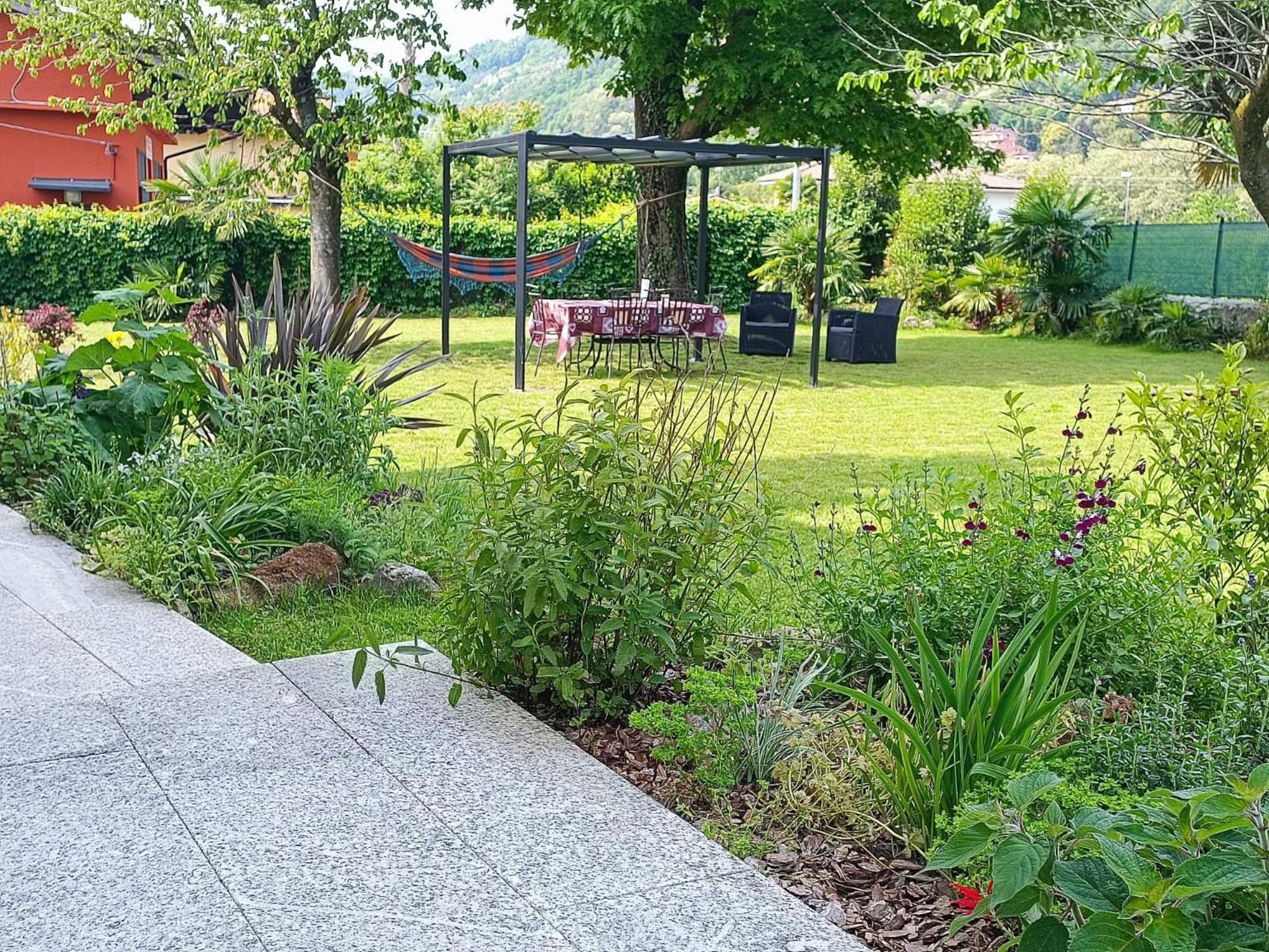 B&B Villa Preziosa Lago Maggiore Lesa Exterior foto
